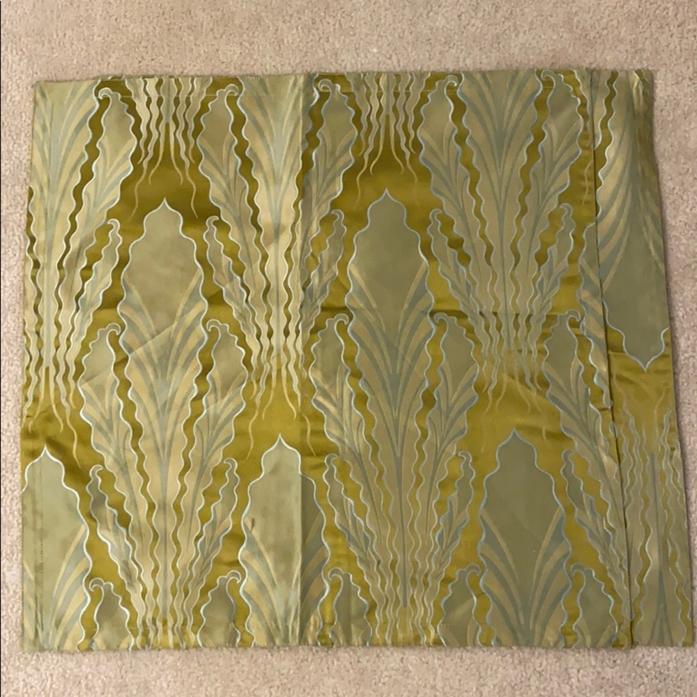 Pair of Jim Thompson 22x22inch silk pillow cover